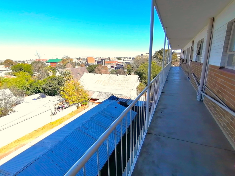 2 Bedroom Property for Sale in Bloemfontein Free State